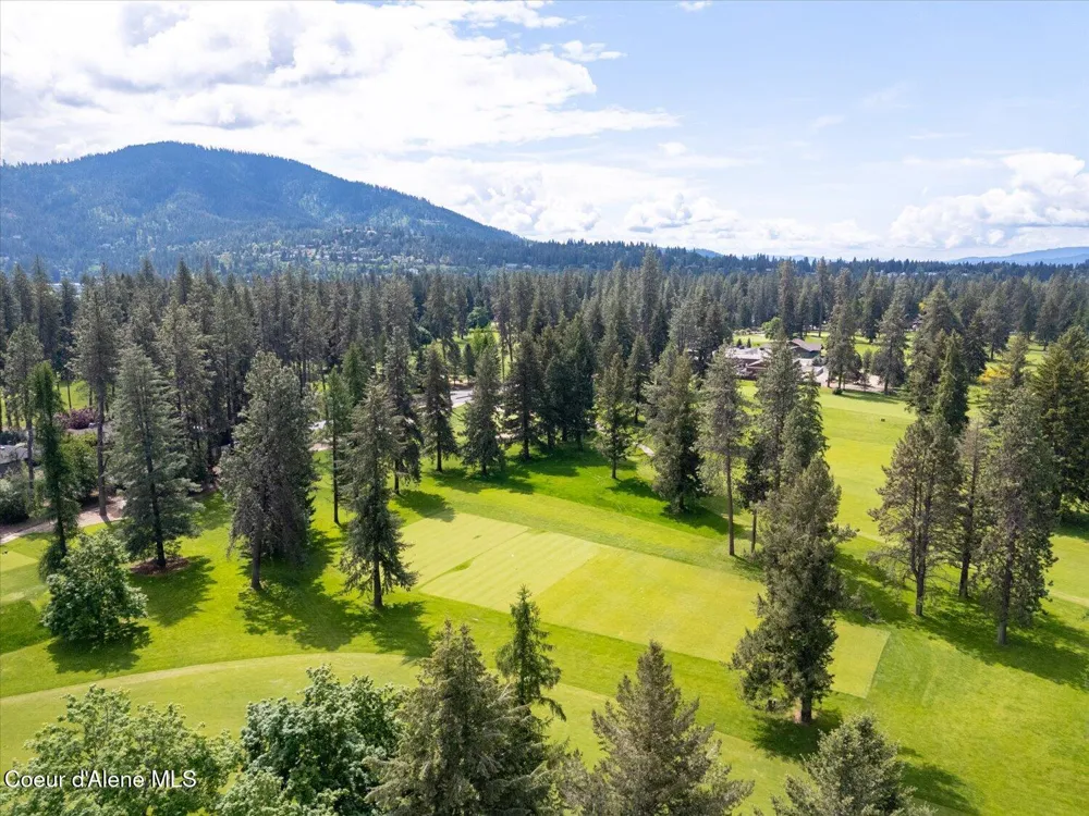 1665 E Club Lane Hayden Lake, ID 83835