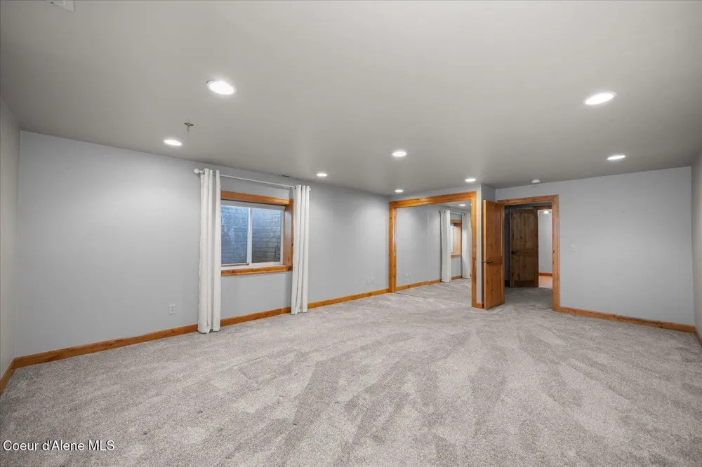 1665 E Club Lane Hayden Lake, ID 83835