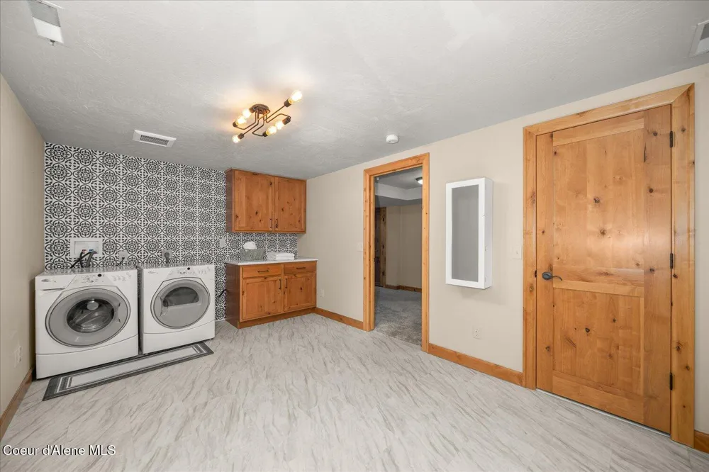 1665 E Club Lane Hayden Lake, ID 83835