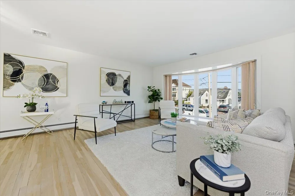 230 Sequams Lane Center West Islip, NY 11795