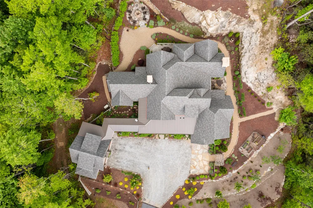 143 Foxglove Trail Glenville, NC 28736