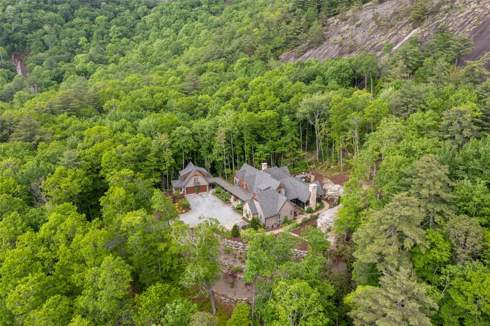 143 Foxglove Trail Glenville, NC 28736