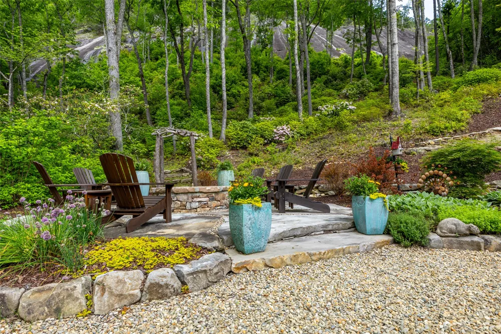 143 Foxglove Trail Glenville, NC 28736