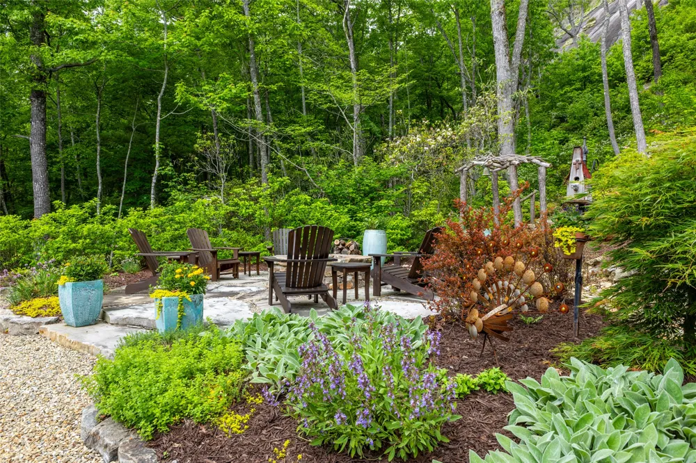 143 Foxglove Trail Glenville, NC 28736