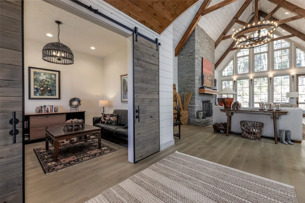 143 Foxglove Trail Glenville, NC 28736