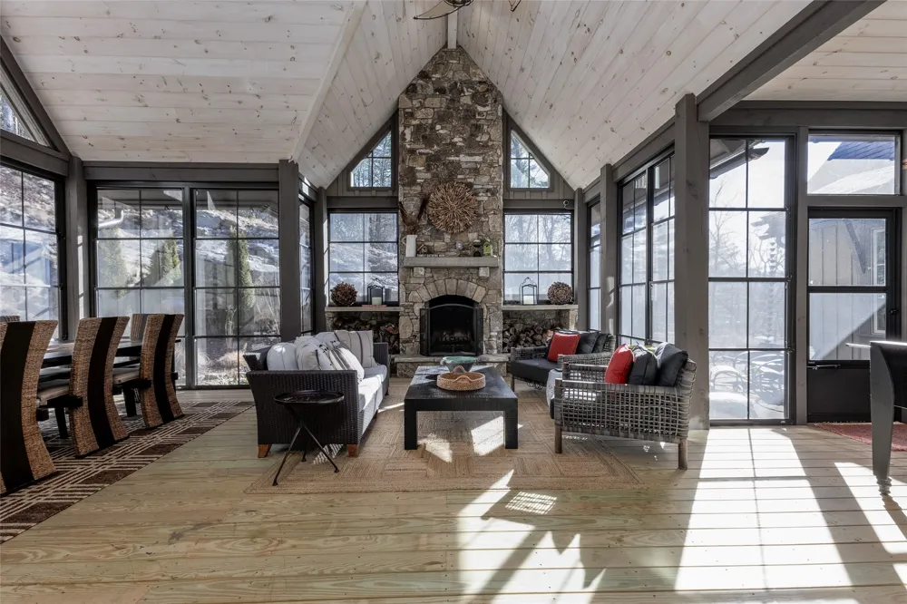 143 Foxglove Trail Glenville, NC 28736