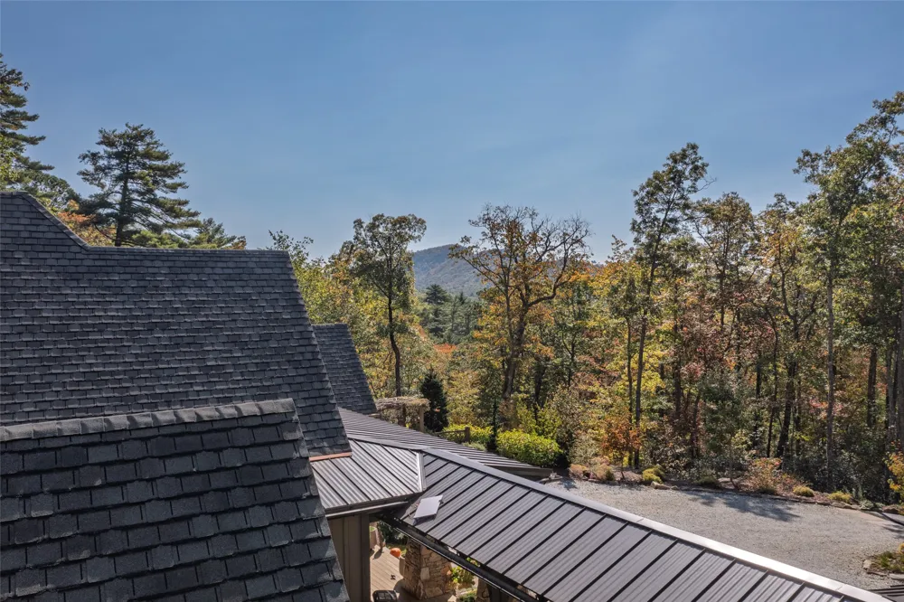 143 Foxglove Trail Glenville, NC 28736