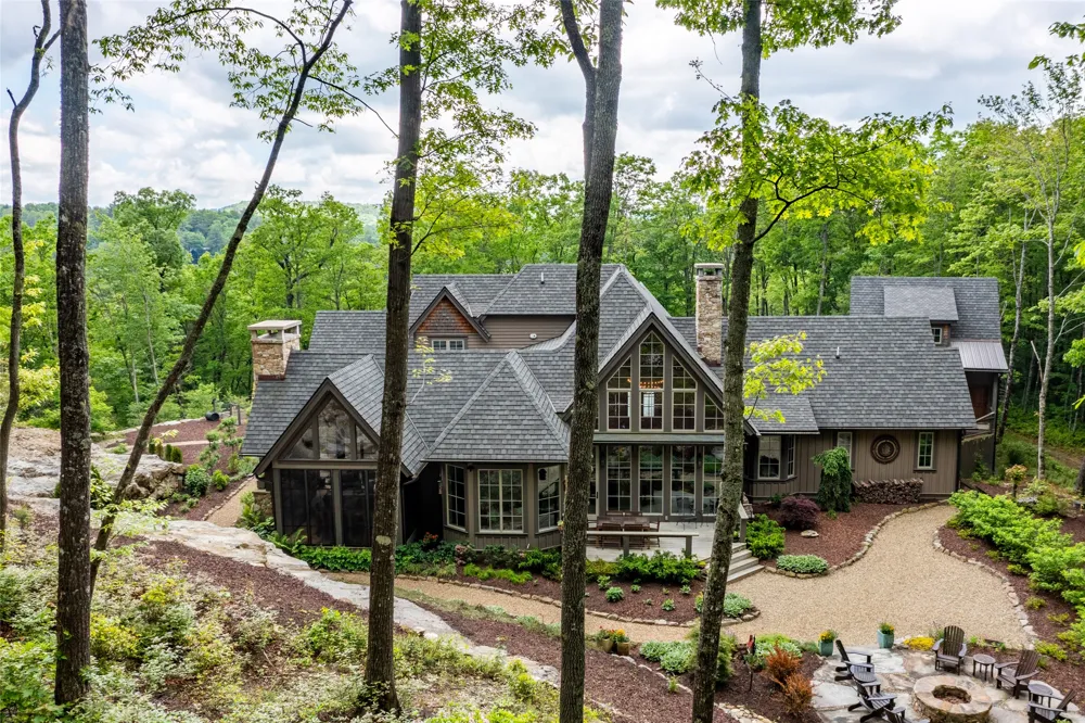 143 Foxglove Trail Glenville, NC 28736
