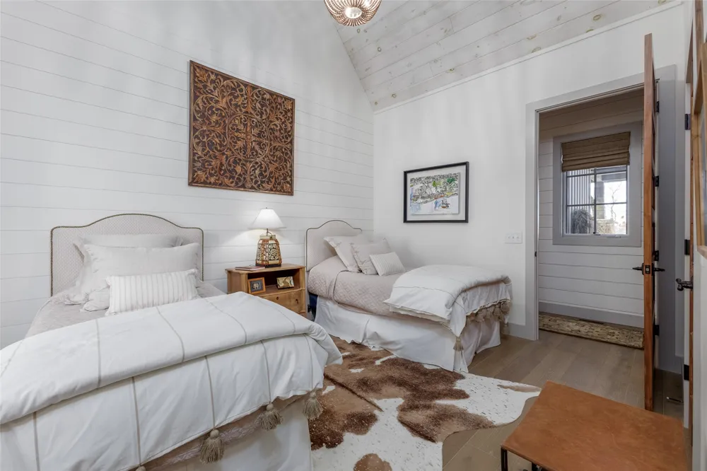 143 Foxglove Trail Glenville, NC 28736