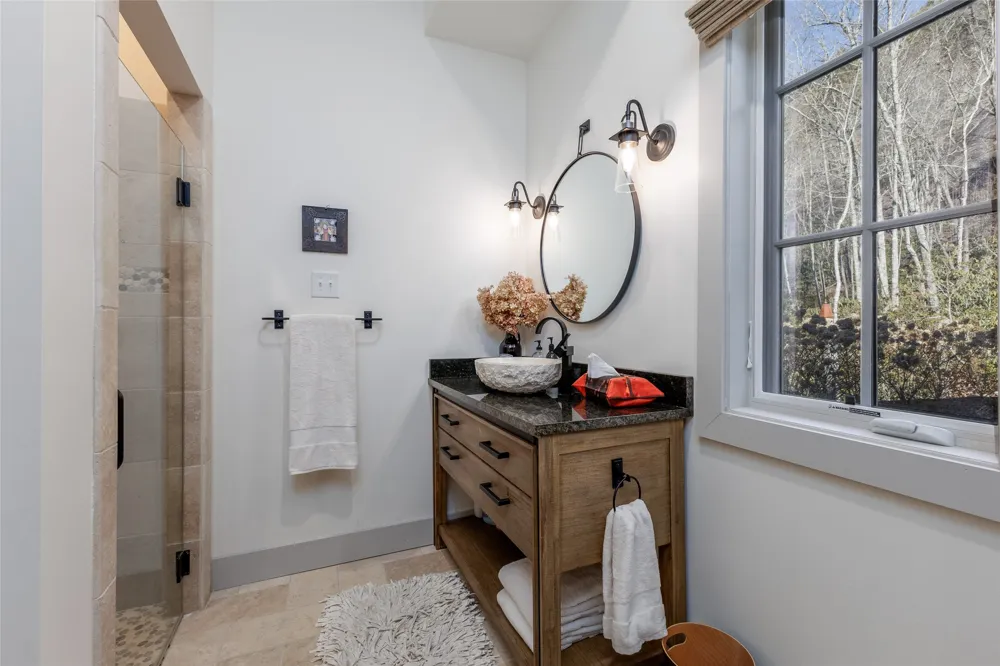 143 Foxglove Trail Glenville, NC 28736