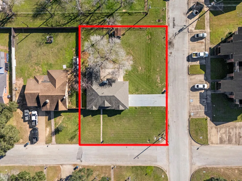 1740 6th Street Hempstead, TX 77445