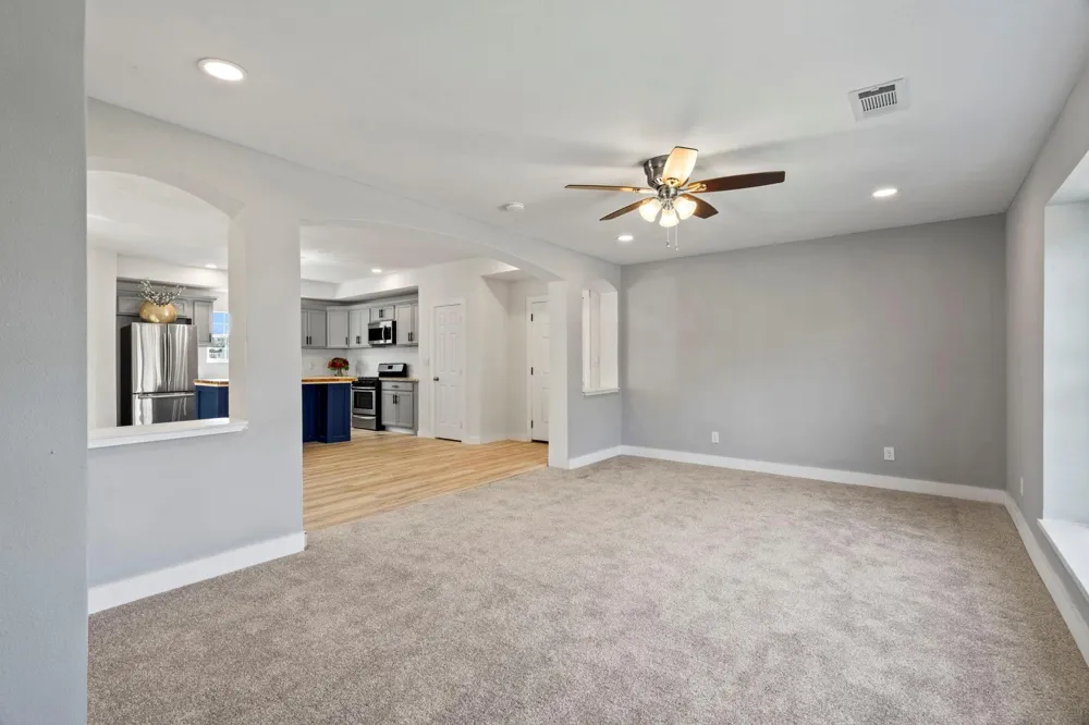 1740 6th Street Hempstead, TX 77445