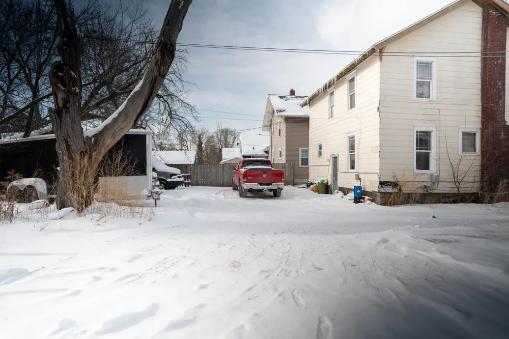 1525 W Saginaw Street Lansing City, MI 48915