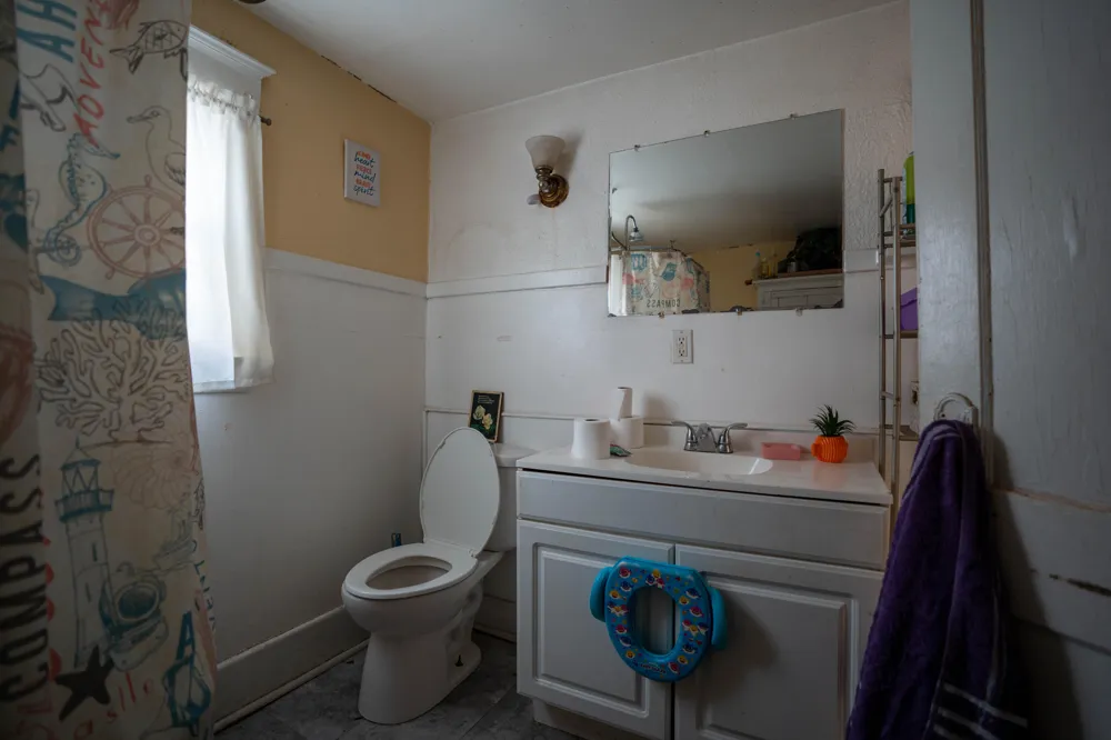 1525 W Saginaw Street Lansing City, MI 48915