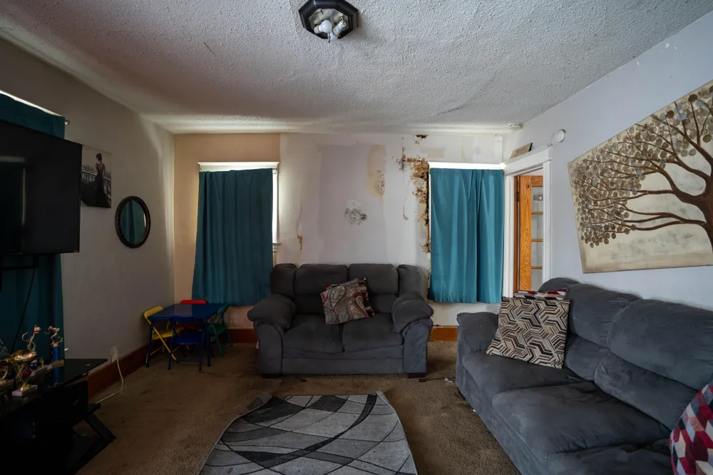 1525 W Saginaw Street Lansing City, MI 48915