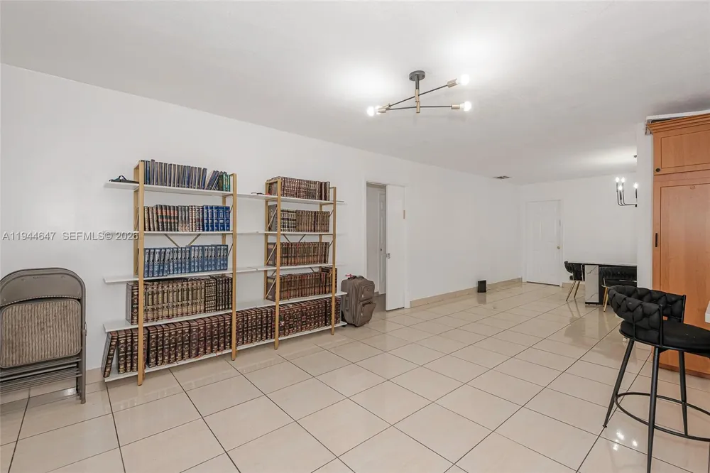 8950 Harding Ave Surfside, FL 33154