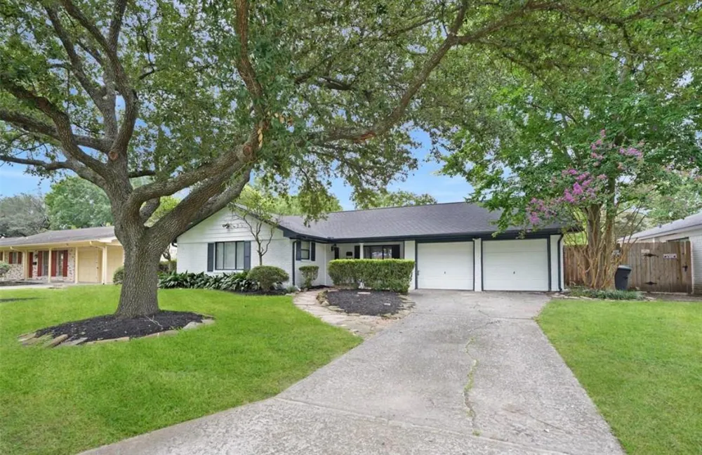 9535 Meadowbriar Lane