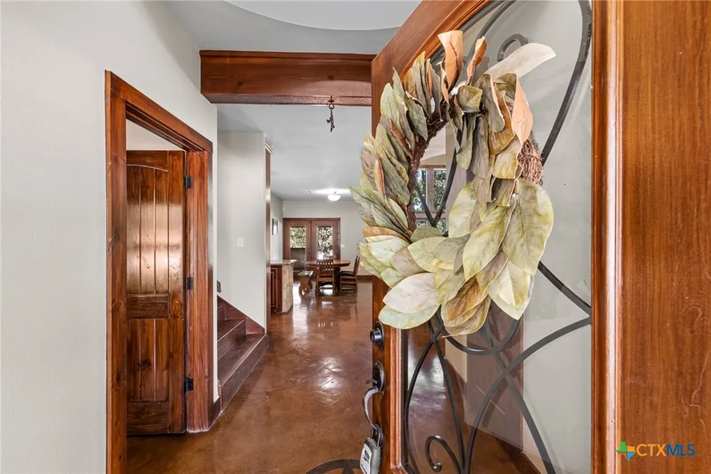 1130 Eastern Oaks Florence, TX 76527