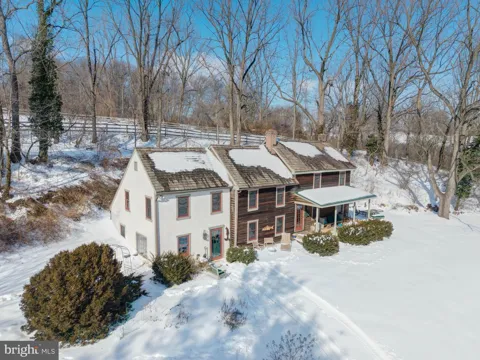 196 HIDEAWAY DRIVE