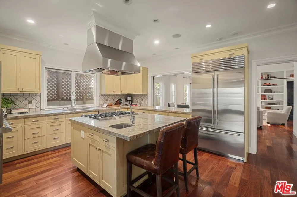 3457 Maplewood Avenue