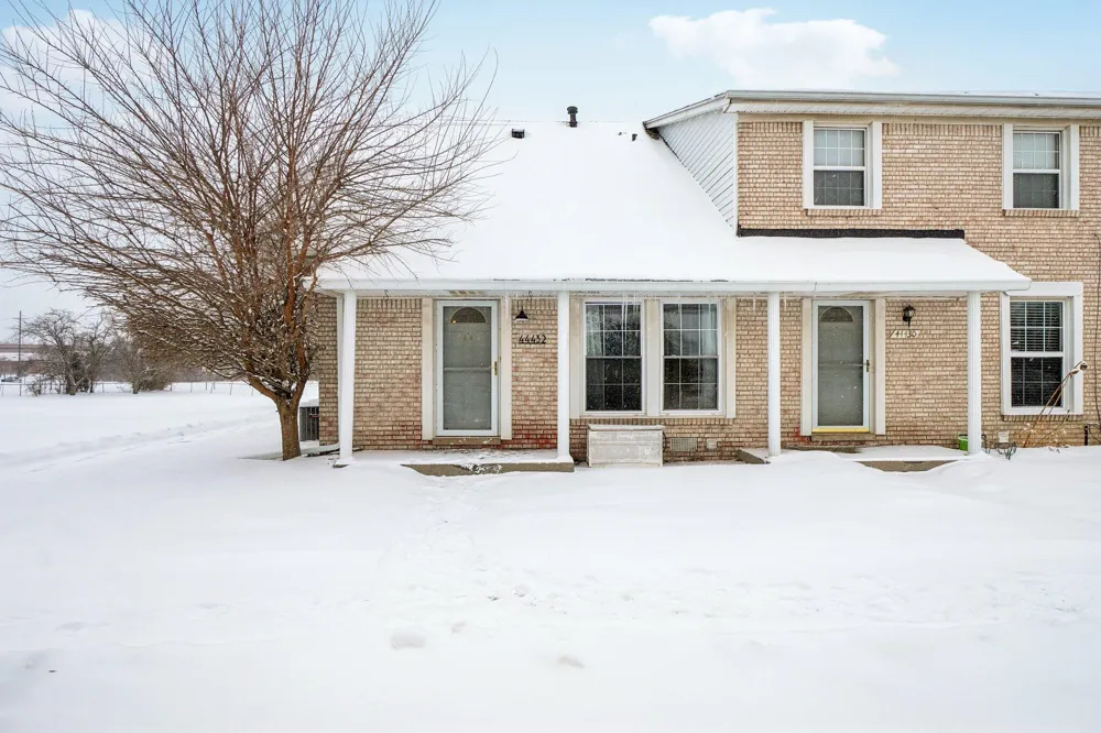 44432 Newburyport Drive