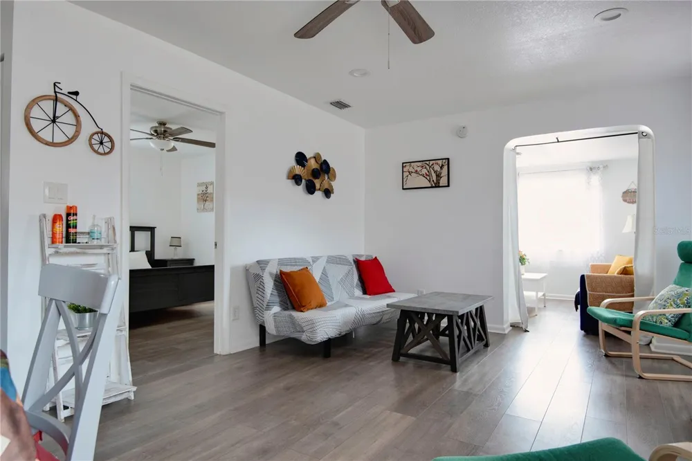 368 RIDGE ROAD SW Largo, FL 33770