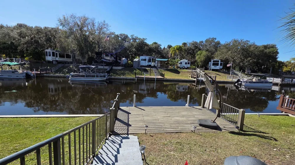 561 WATERWAY DRIVE River Ranch, FL 33867