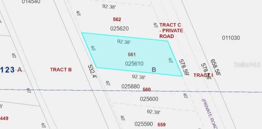 561 WATERWAY DRIVE River Ranch, FL 33867