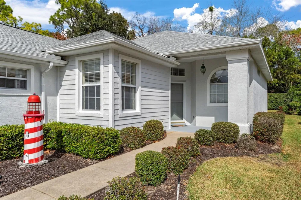 15 W BYRSONIMA LOOP Homosassa, FL 34446