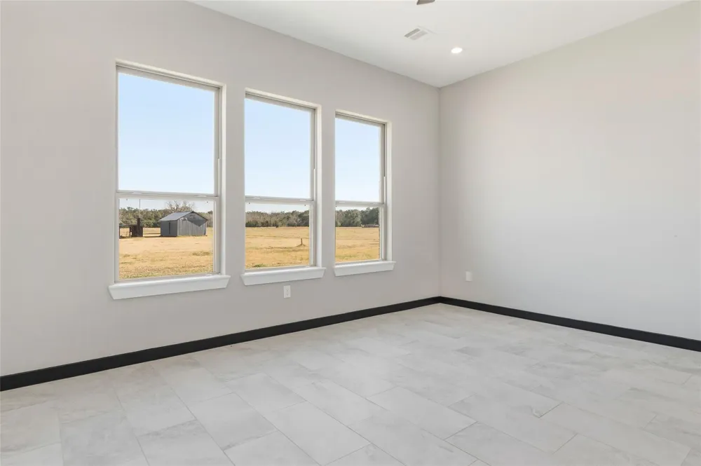 208 Silverleaf Street Sweeny, TX 77480