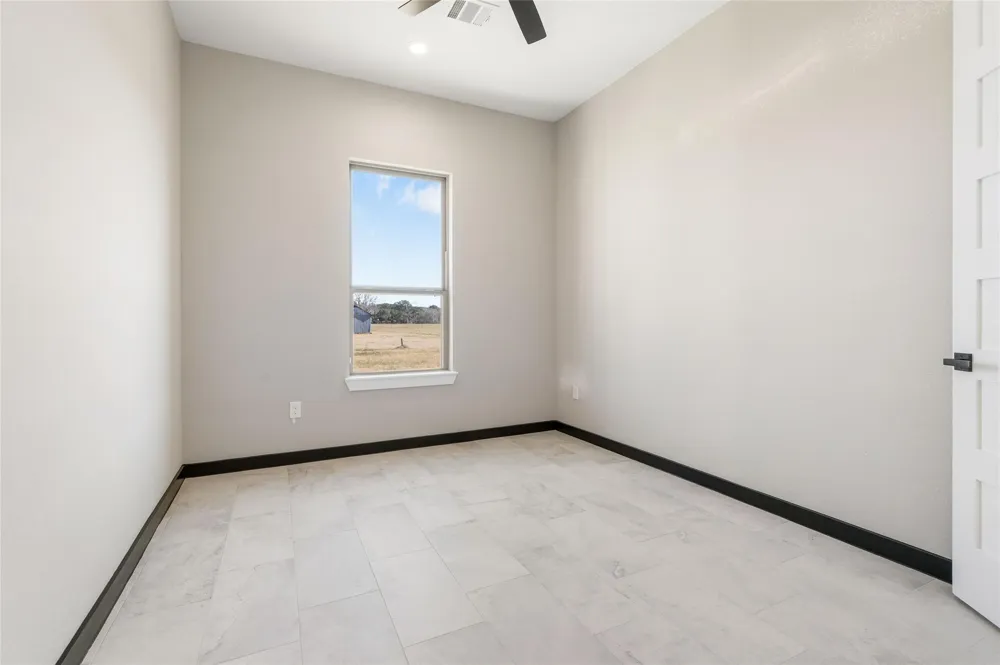208 Silverleaf Street Sweeny, TX 77480