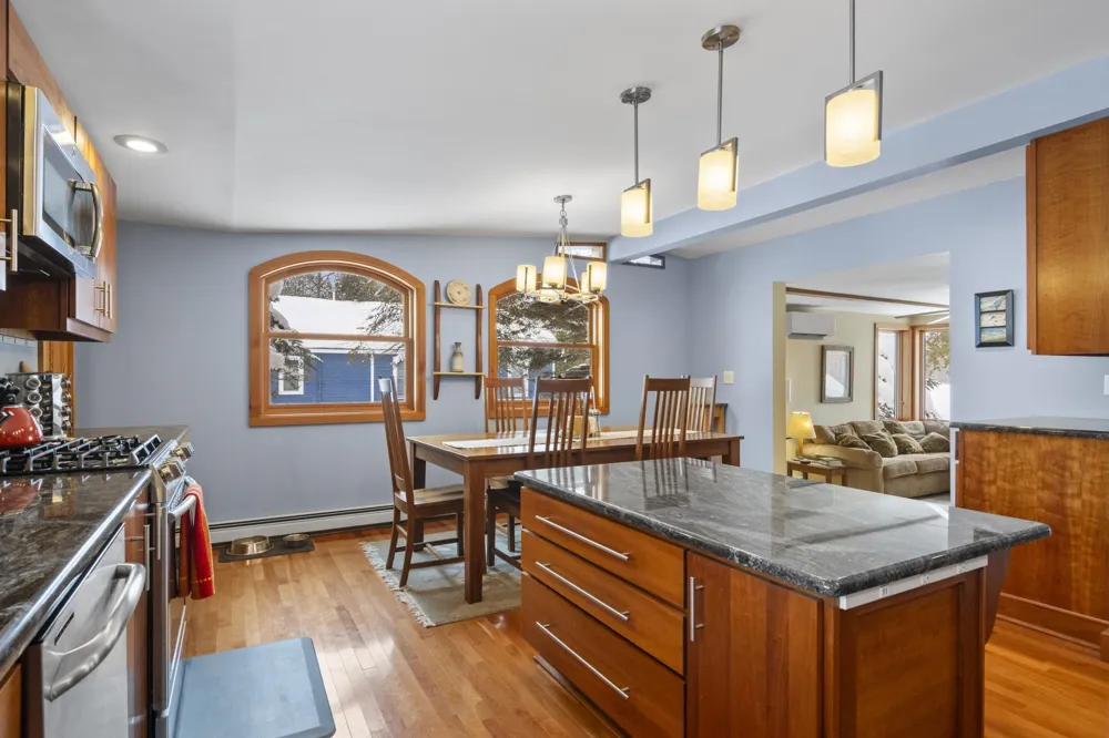 11641 Loon Lane Long Lake Township, MI 49685