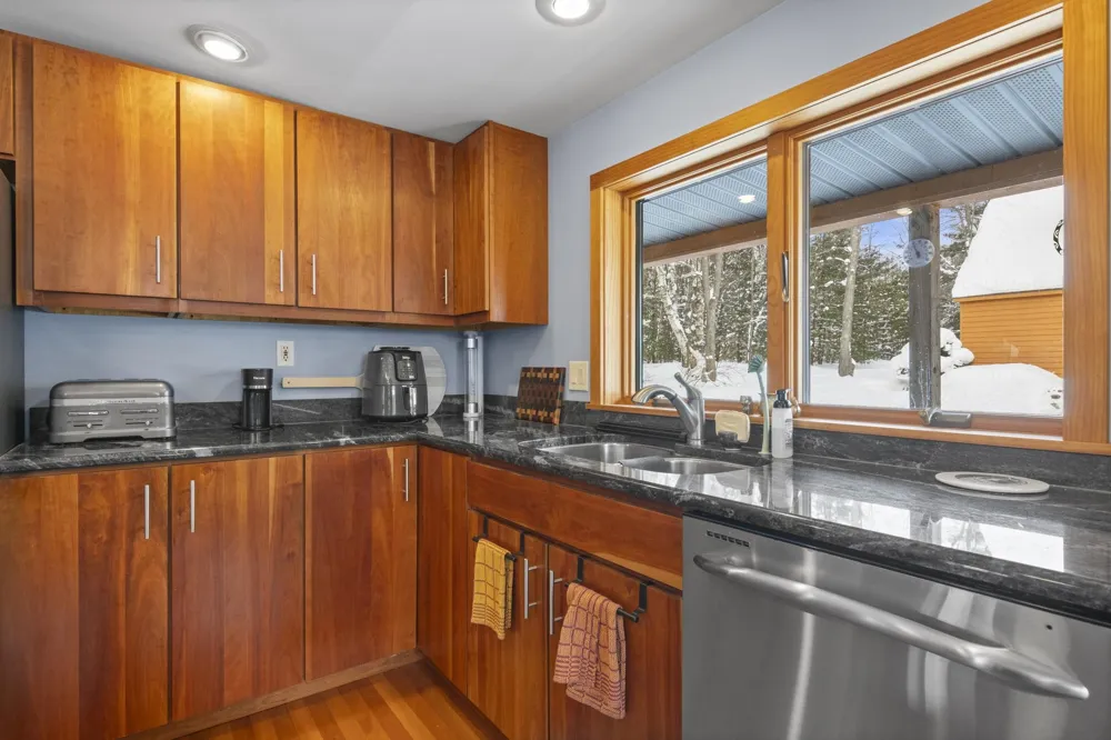 11641 Loon Lane Long Lake Township, MI 49685