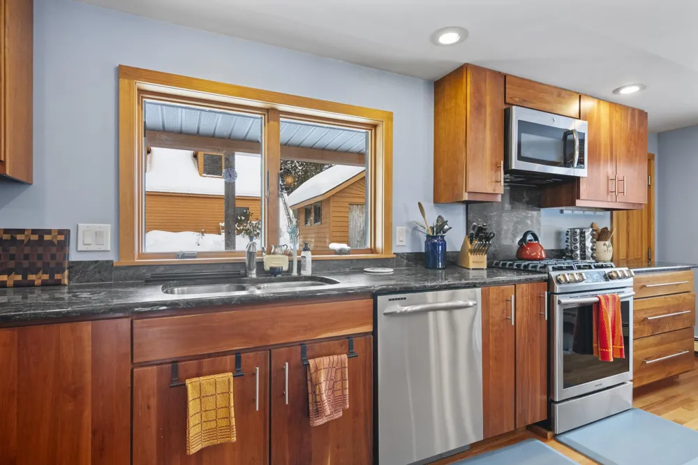 11641 Loon Lane Long Lake Township, MI 49685