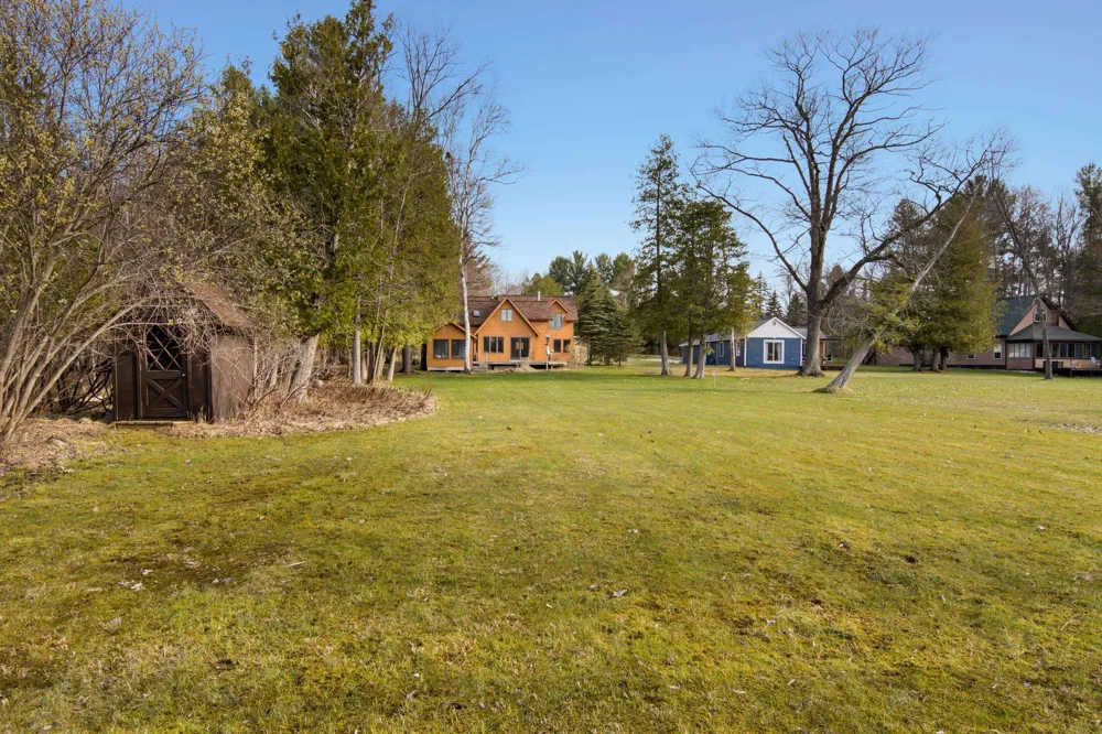 11641 Loon Lane Long Lake Township, MI 49685