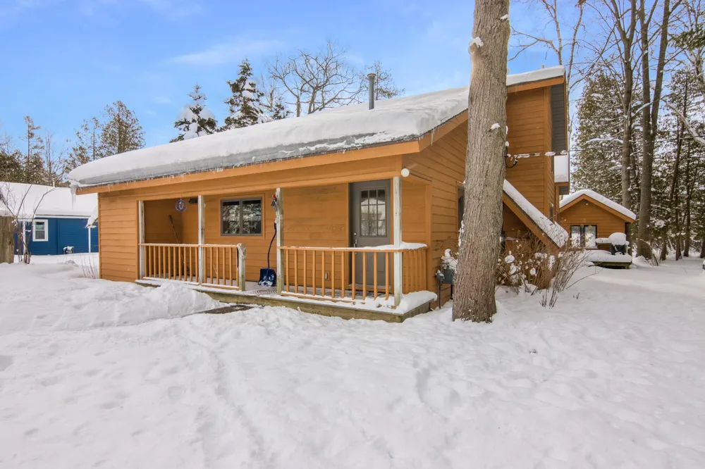 11641 Loon Lane Long Lake Township, MI 49685