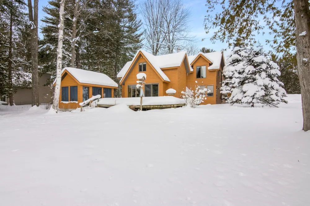 11641 Loon Lane Long Lake Township, MI 49685