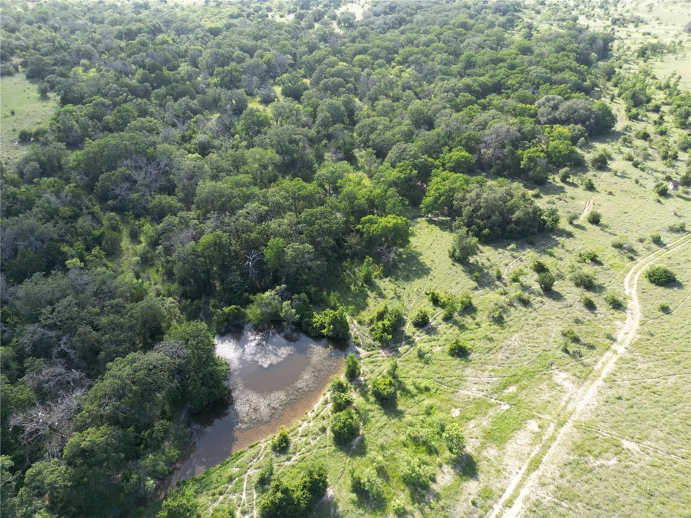 CR 620 Hamilton, TX 76531