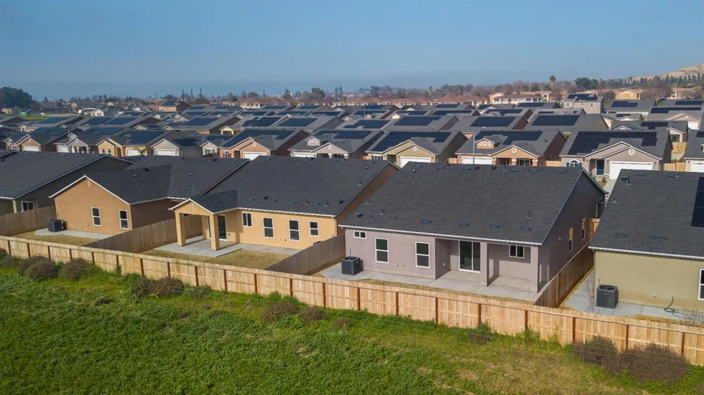 1212 E Orange Street Avenal, CA 93204