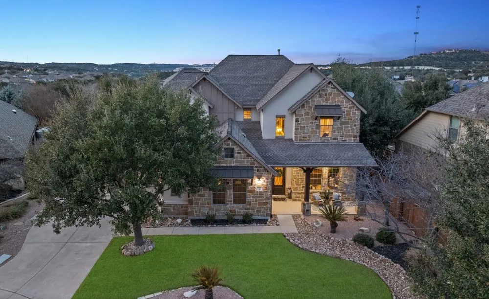 18112 Lipan Apache Cove