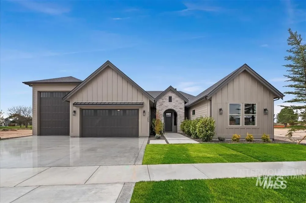 11259 S. Cabot Cliffs Ln