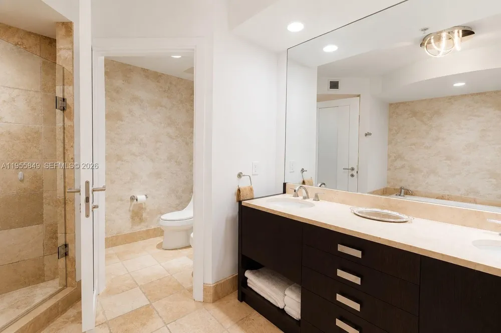 18201 Collins Ave #1507 Sunny Isles Beach, FL 33160