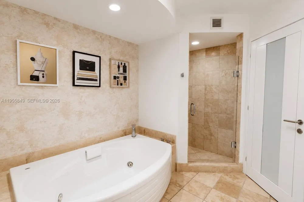 18201 Collins Ave #1507 Sunny Isles Beach, FL 33160