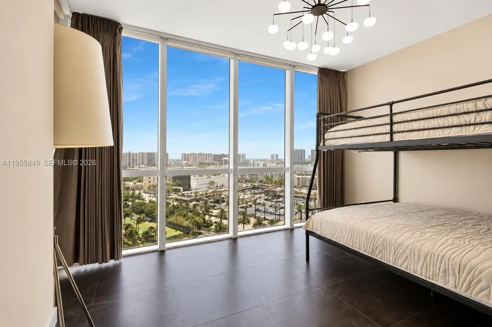 18201 Collins Ave #1507 Sunny Isles Beach, FL 33160