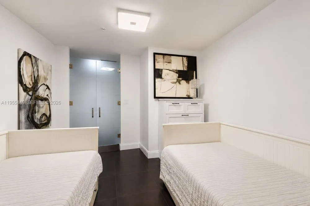 18201 Collins Ave #1507 Sunny Isles Beach, FL 33160