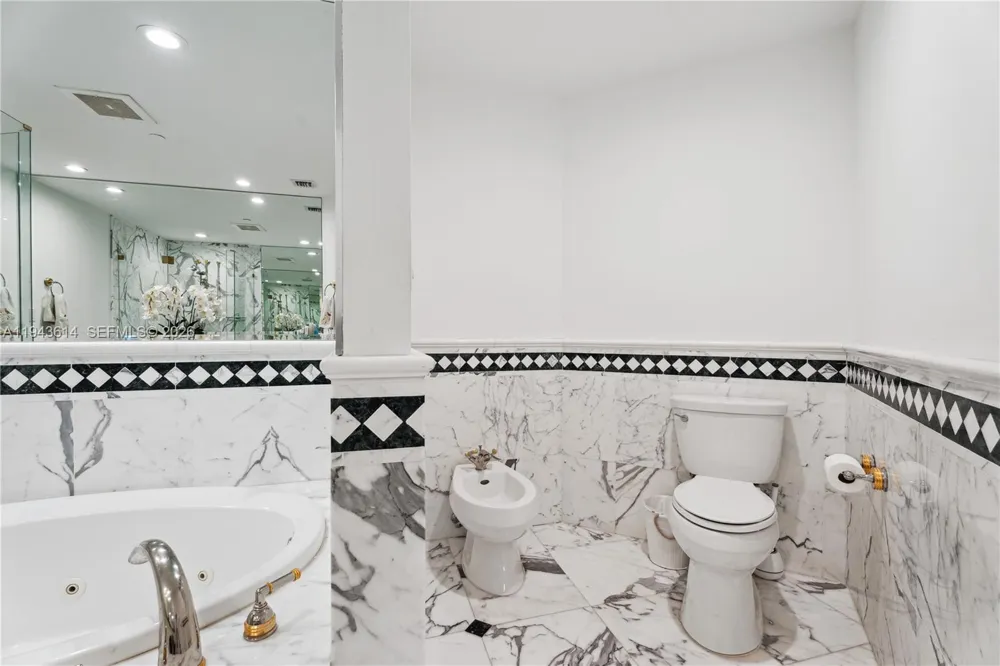10225 Collins Ave #904 Bal Harbour, FL 33154
