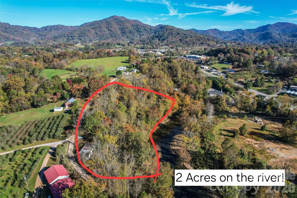 415 Pigeon Ford Road Canton, NC 28716