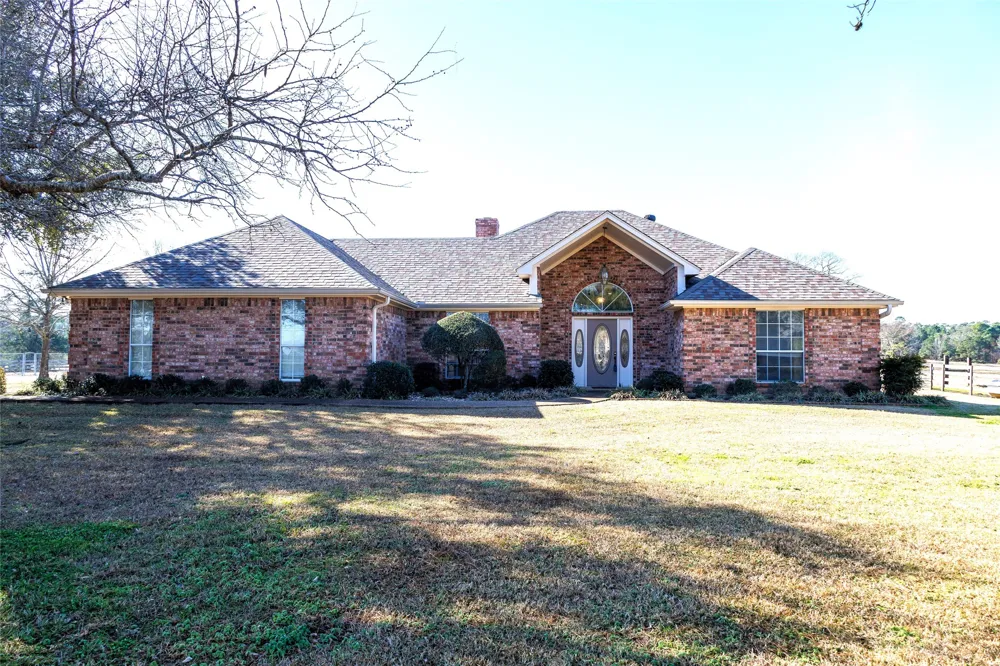 12987 County Road 452 Lindale, TX 75771
