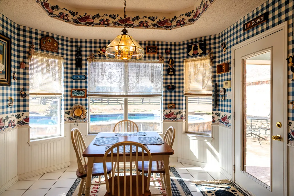 12987 County Road 452 Lindale, TX 75771
