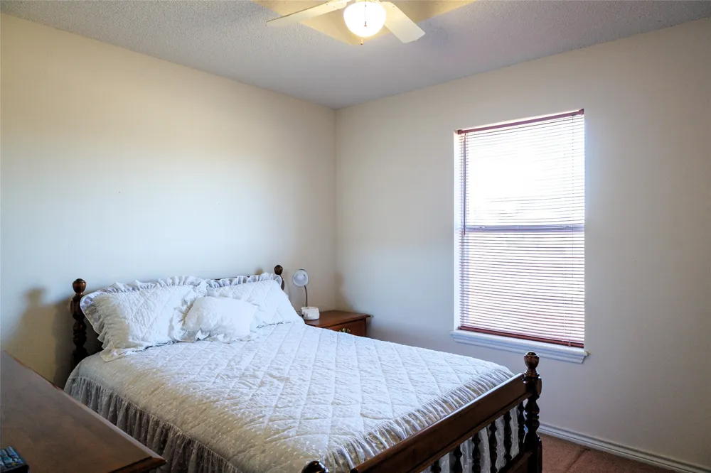 12987 County Road 452 Lindale, TX 75771